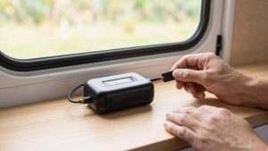 How to Wire a DC-DC Charger in a Van (Diagram + Fuse Sizes)