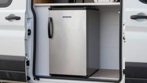 ICECO GO20 Dual Zone 12V Refrigerator vs BODEGACOOLER 12 Volt Portable Refrigerator: Which Should You Buy?