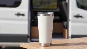 Best Insulated Tumbler for Travel: Lids, Leaks and Cupholder Fit Compared (2026)