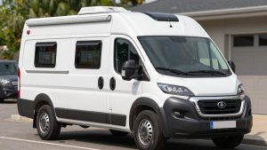 Overland Vehicle Systems 19679907 HD Nomadic vs BUNKER INDUST 270 Degree Awning Free: Which Should You Buy?