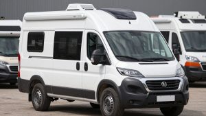 Overland Vehicle Systems 19689909 HD Nomadic vs TIMBER RIDGE Blackout Coating Car Awning: Which Should You Buy?