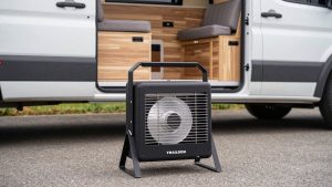 TRAILSON Self-Powered Diesel Heater vs Portable Outdoor Heater: Which Should You Buy?